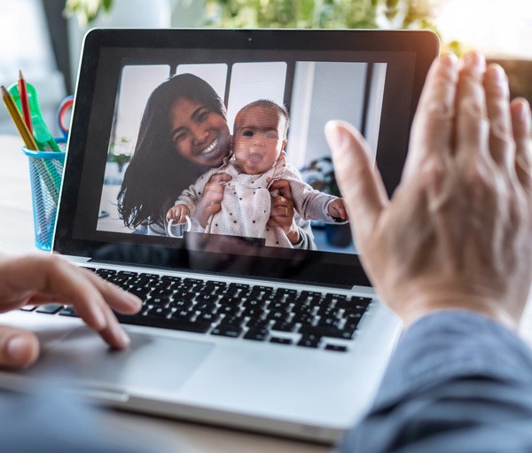 laptop virtual meeting